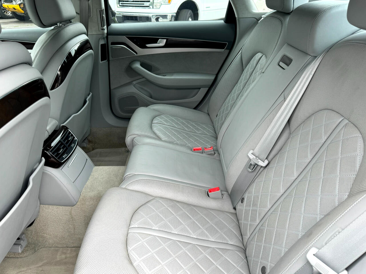 Used 2015 Audi A8 4.0T image 30