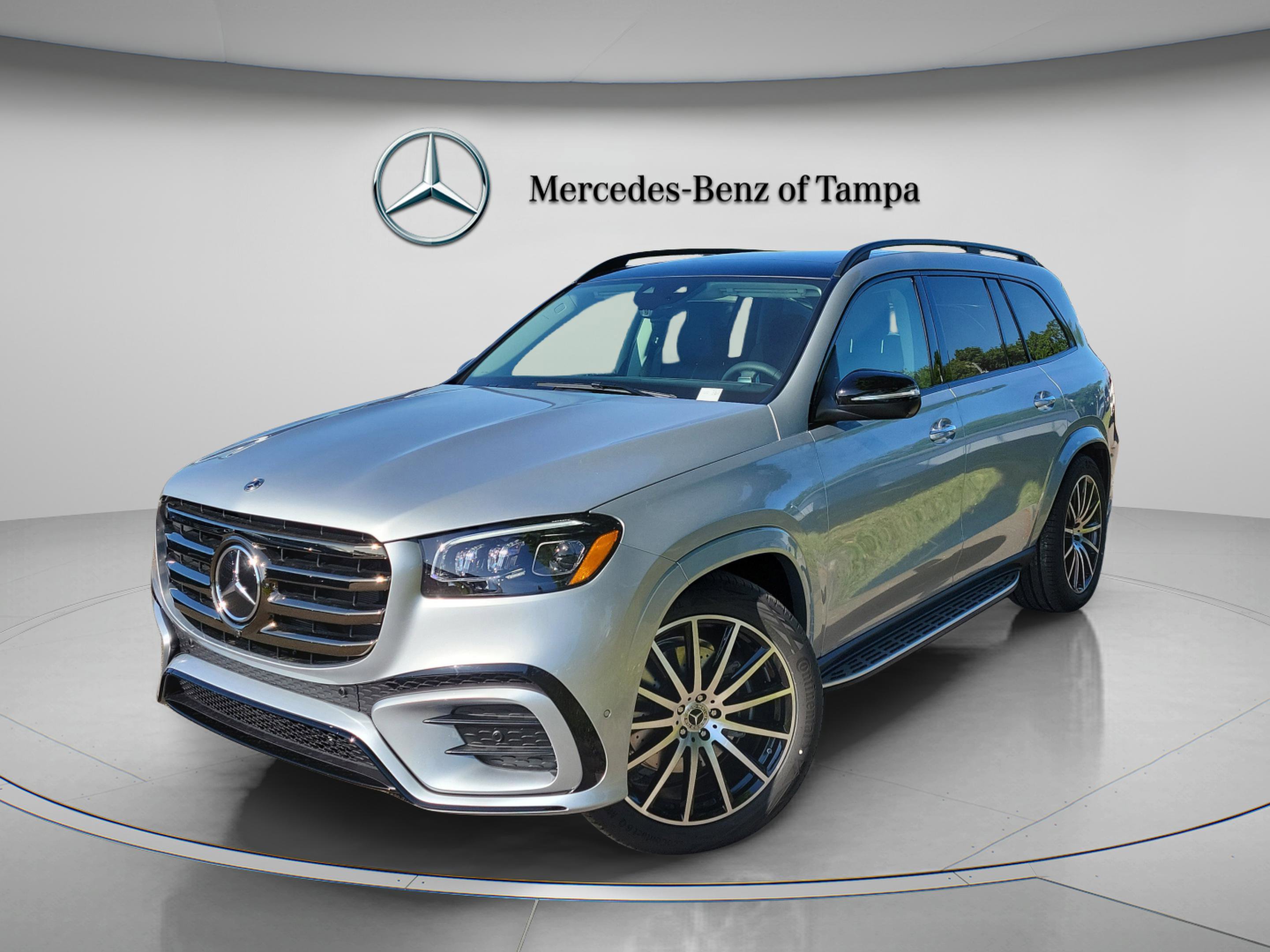 New 2026 Mercedes-Benz GLS 450 4MATIC image 1