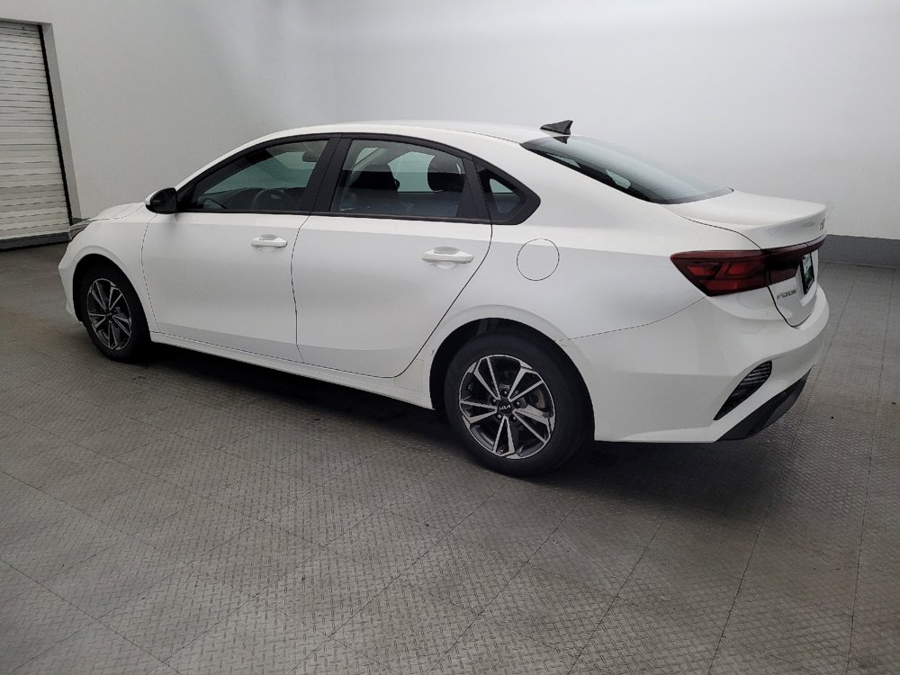 Used 2023 Kia Forte LXS image 3