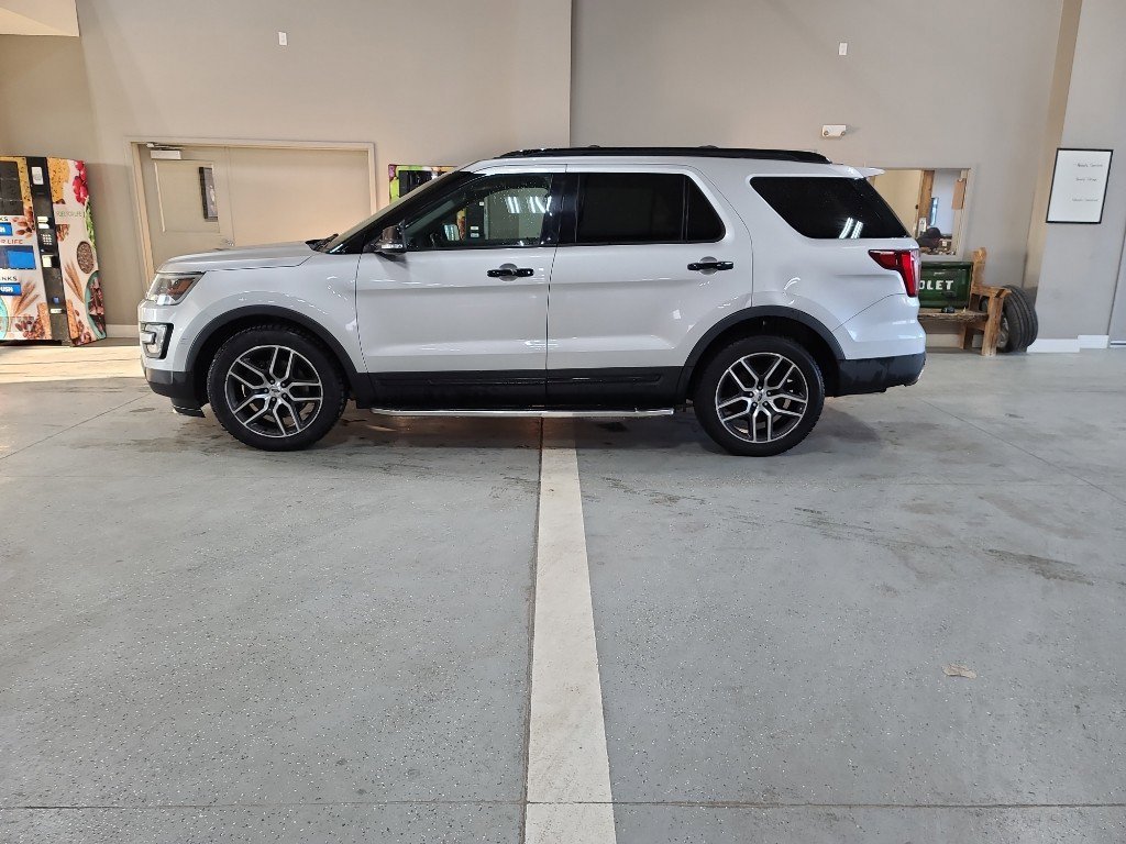 Used 2016 Ford Explorer Sport w/ Equipment Group 401A AWD/4WD image 1