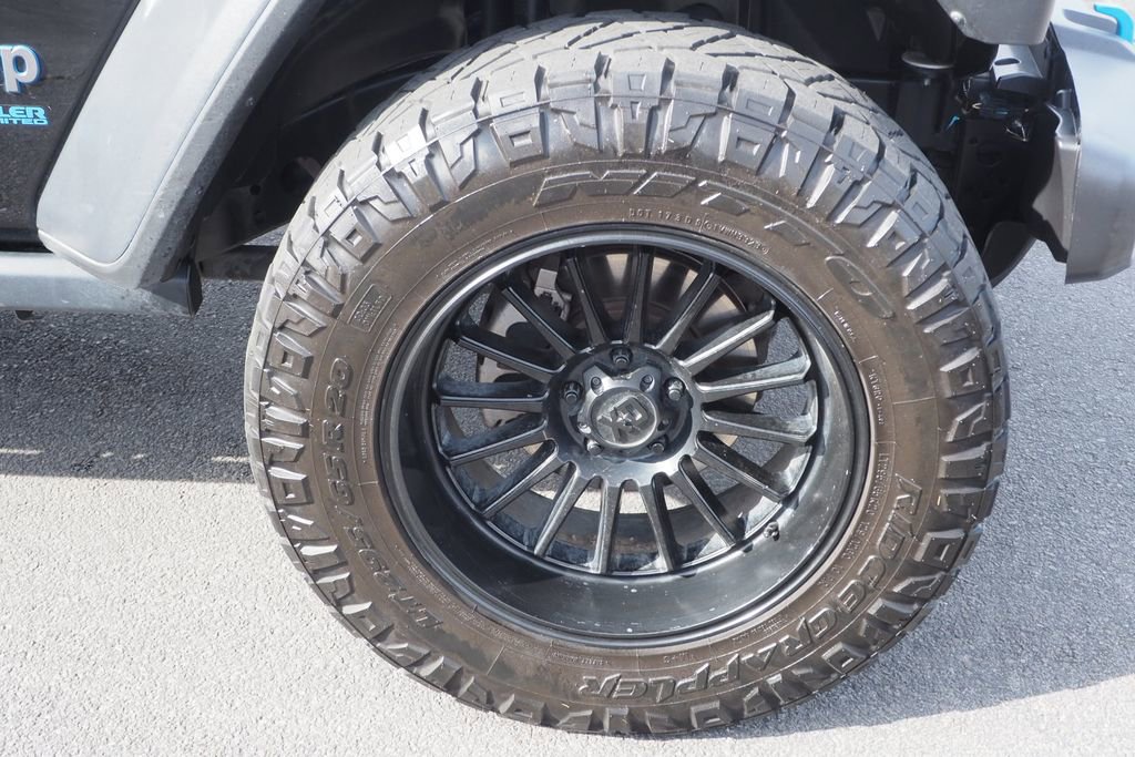 Used 2022 Jeep Wrangler Unlimited Rubicon 4xe w/ Cold Weather Group image 10