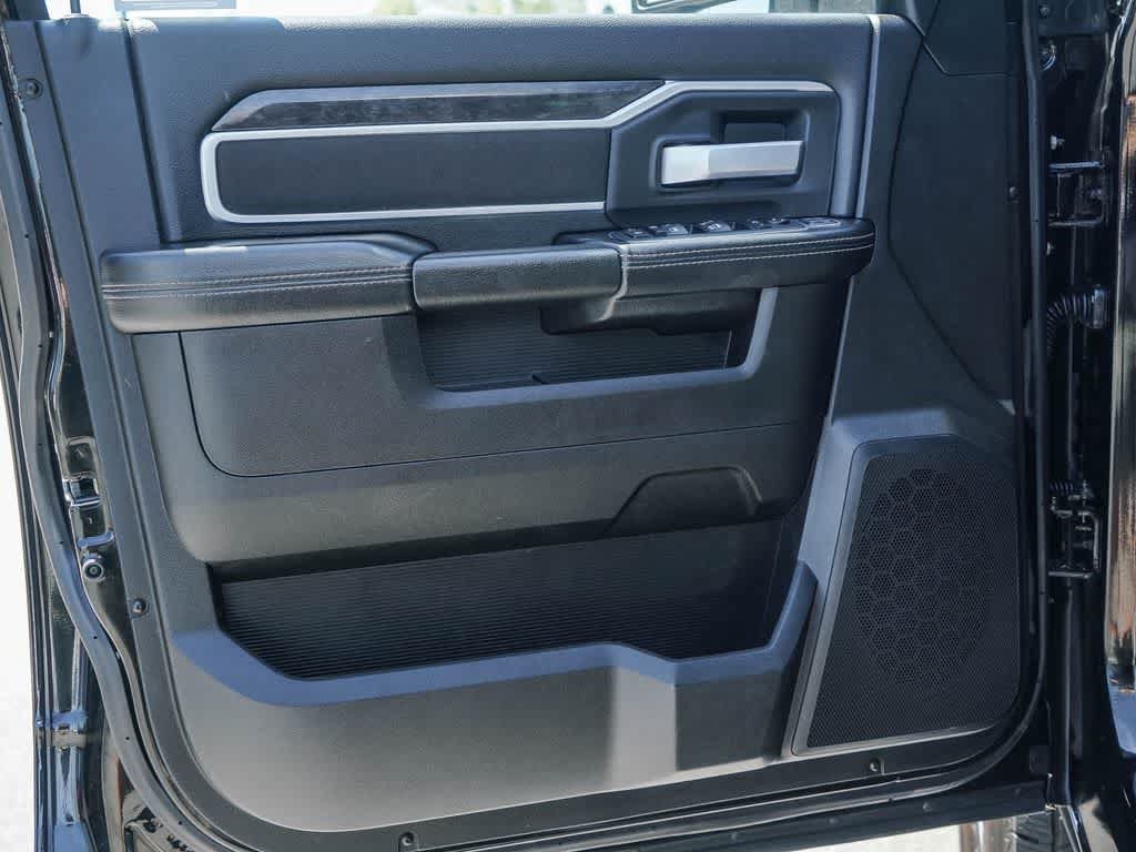 Certified 2024 RAM 2500 Big Horn AWD/4WD image 19