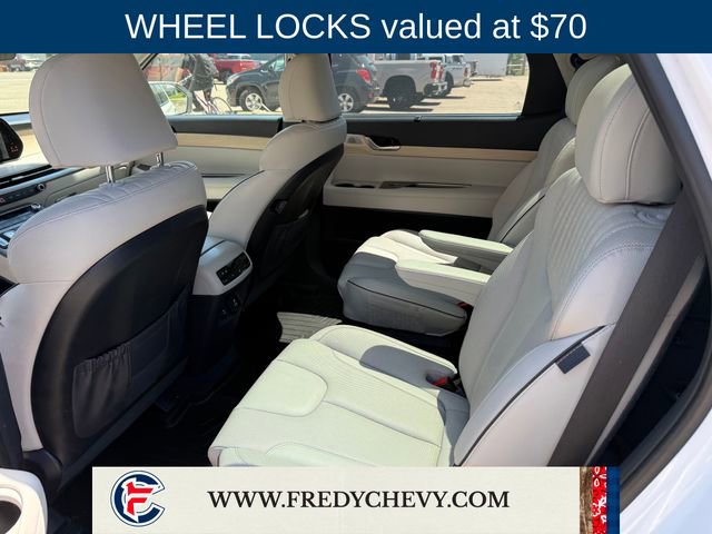 Used 2023 Hyundai Palisade Limited w/ Cargo Package AWD/4WD image 8