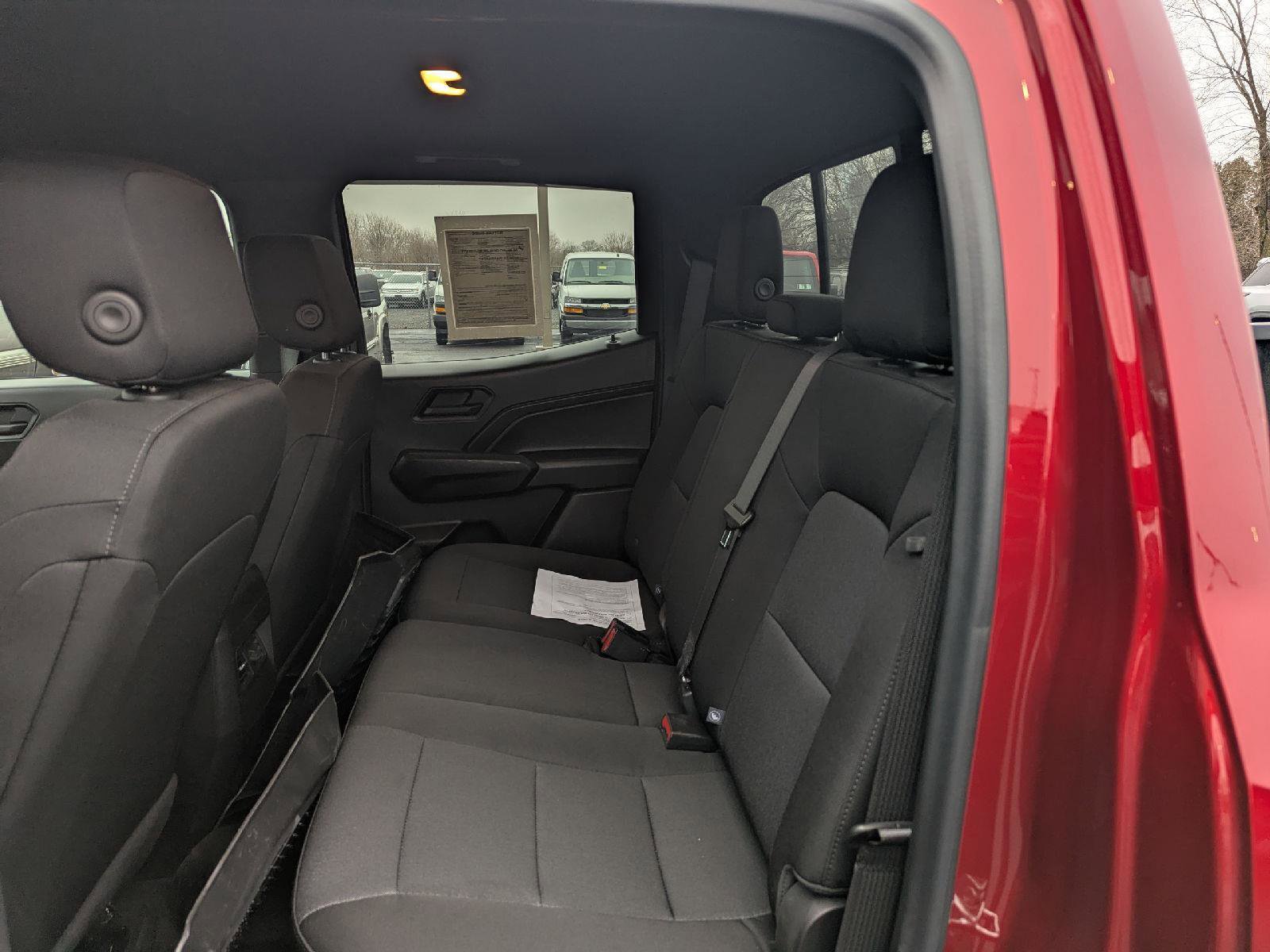 Used 2024 Chevrolet Colorado Trail Boss w/ Technology Package image 19