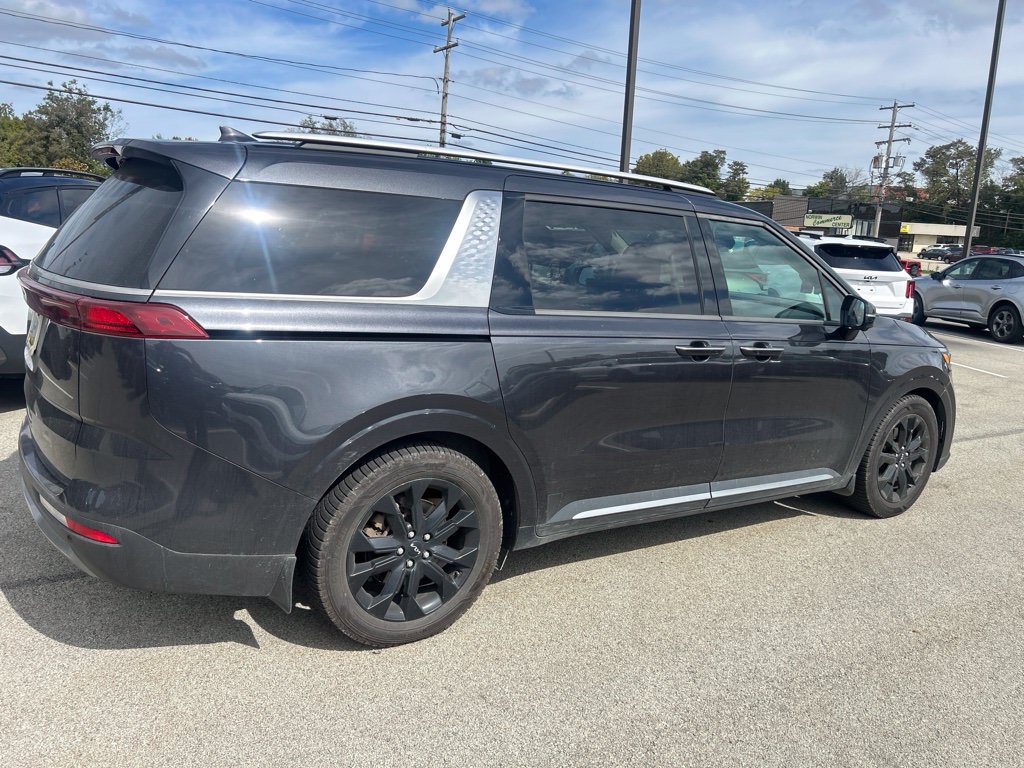 Certified 2024 Kia Carnival SX FWD image 6