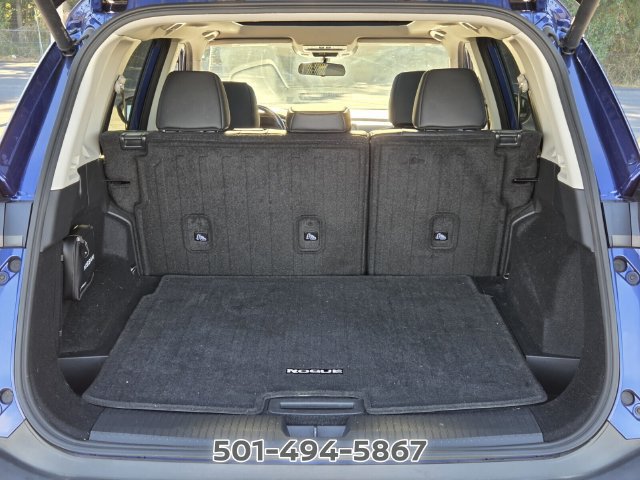 Used 2023 Nissan Rogue SV w/ SV Premium B Package FWD image 13
