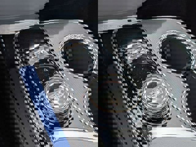 New 2026 Cadillac Lyriq Luxury image 18