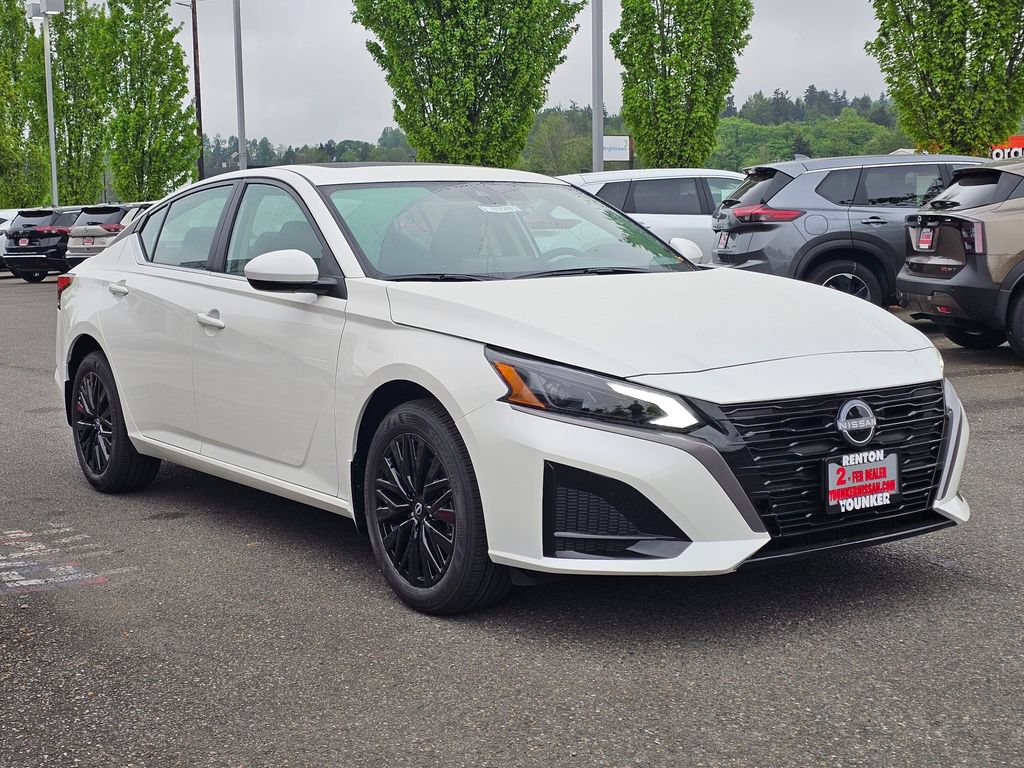 New 2026 Nissan Altima 2.5 SV w/ SV Special Edition Package AWD/4WD image 3