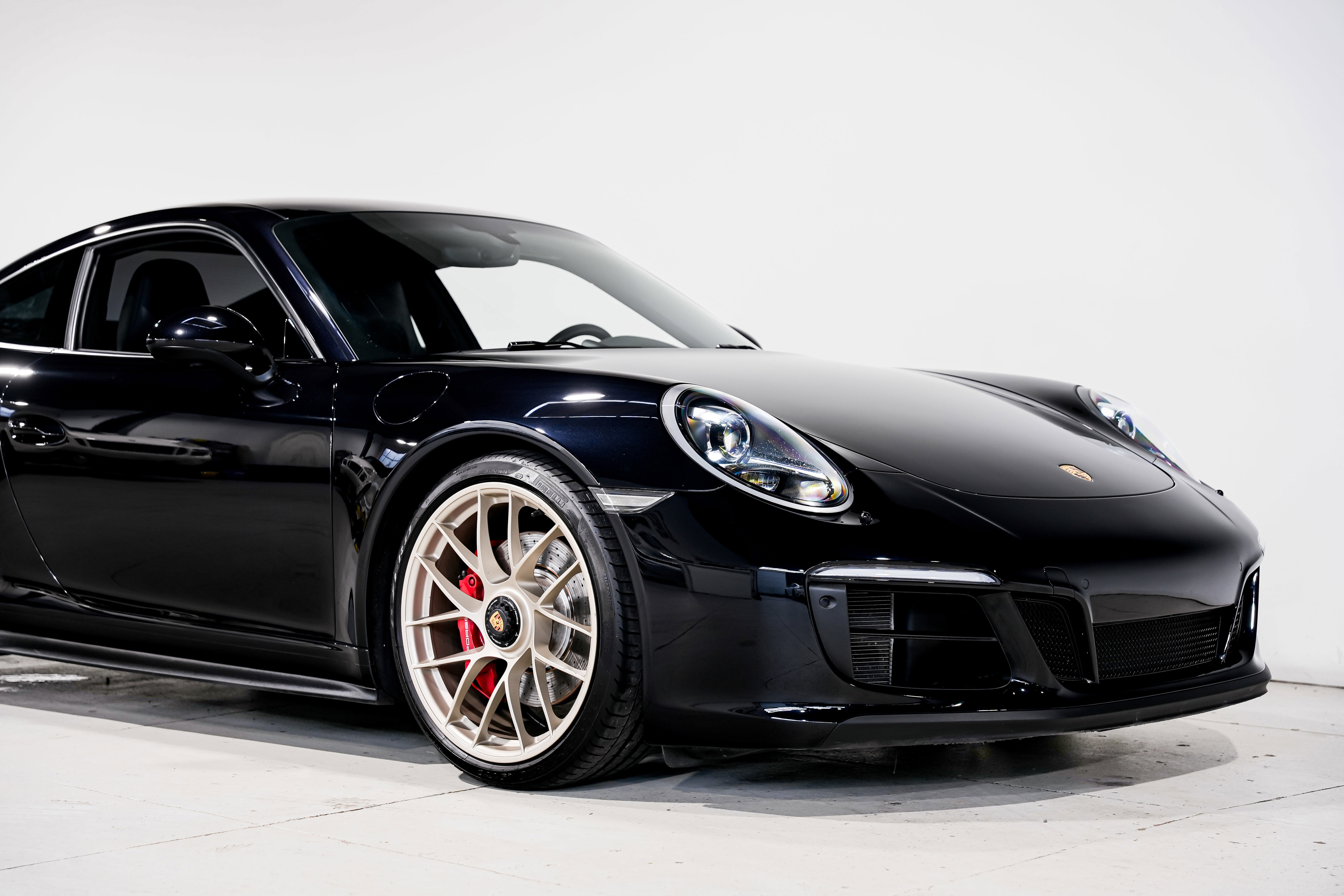 Used 2018 Porsche 911 Carrera GTS image 37