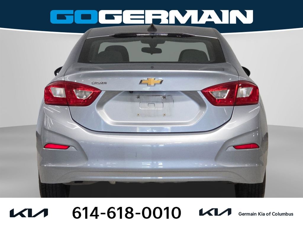 Used 2017 Chevrolet Cruze LS FWD image 10