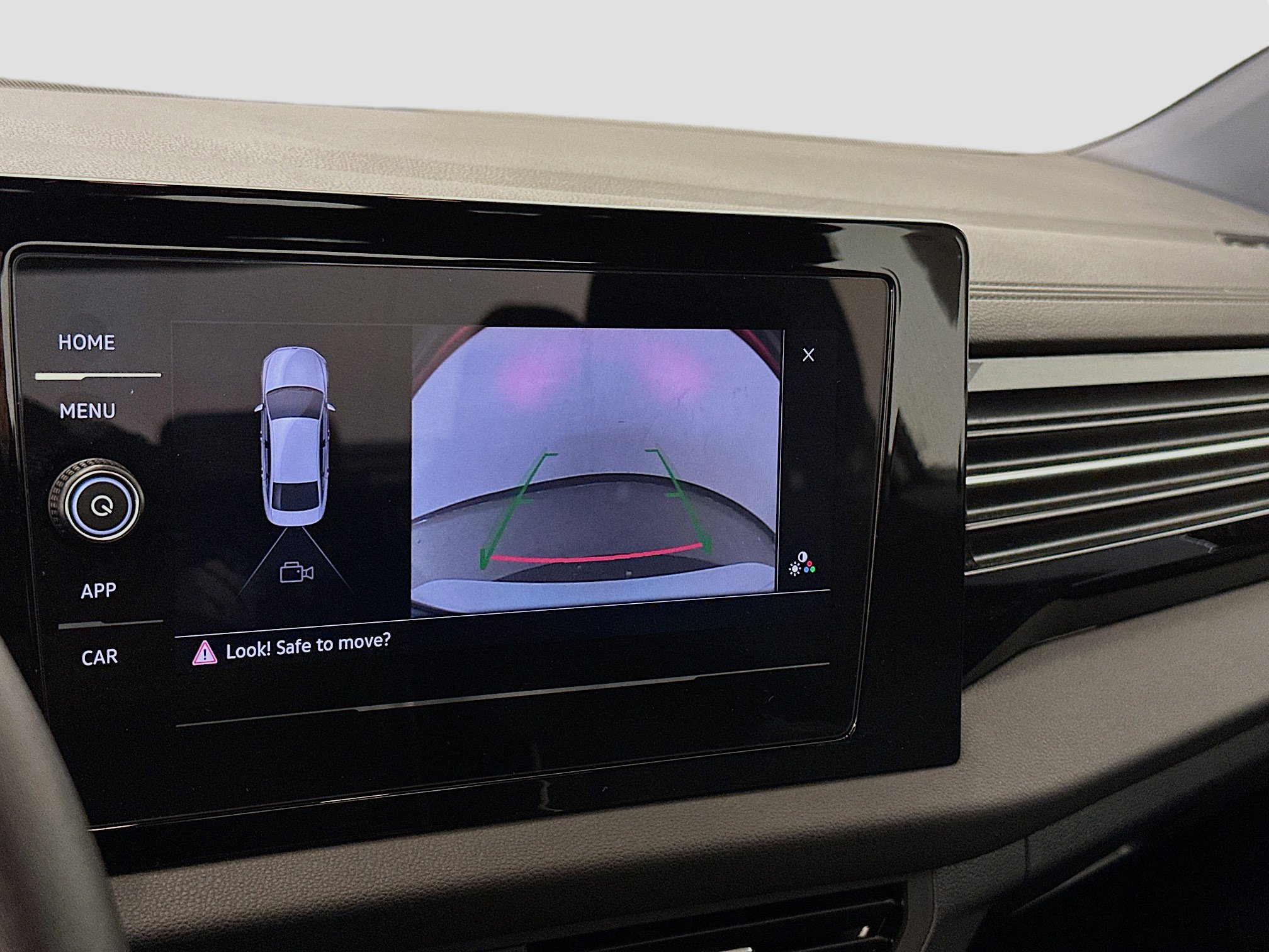 Used 2025 Volkswagen Jetta Sport image 22