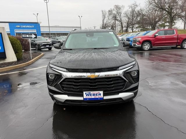 Used 2025 Chevrolet TrailBlazer LT w/ Convenience Package image 9