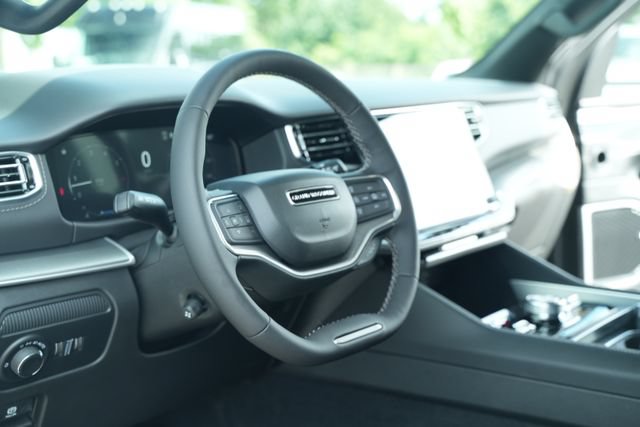 New 2026 Jeep Grand Wagoneer L Limited AWD/4WD image 30