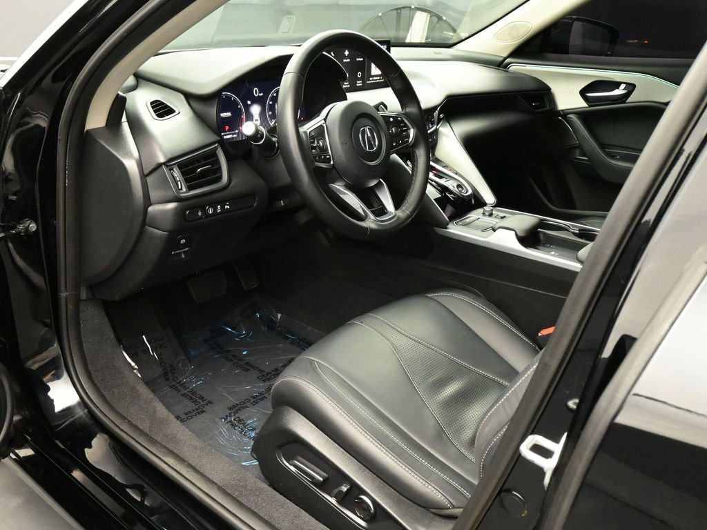 Used 2025 Acura TLX w/ Technology Package FWD image 2