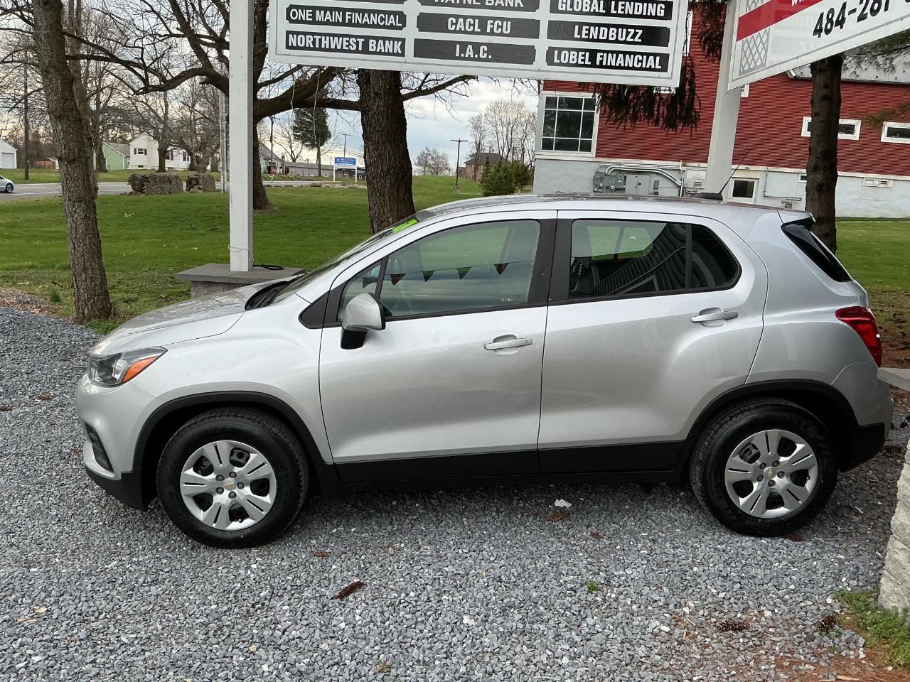 Used 2018 Chevrolet Trax LS image 8