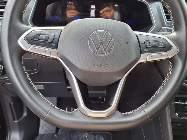 Used 2024 Volkswagen Tiguan SE image 15