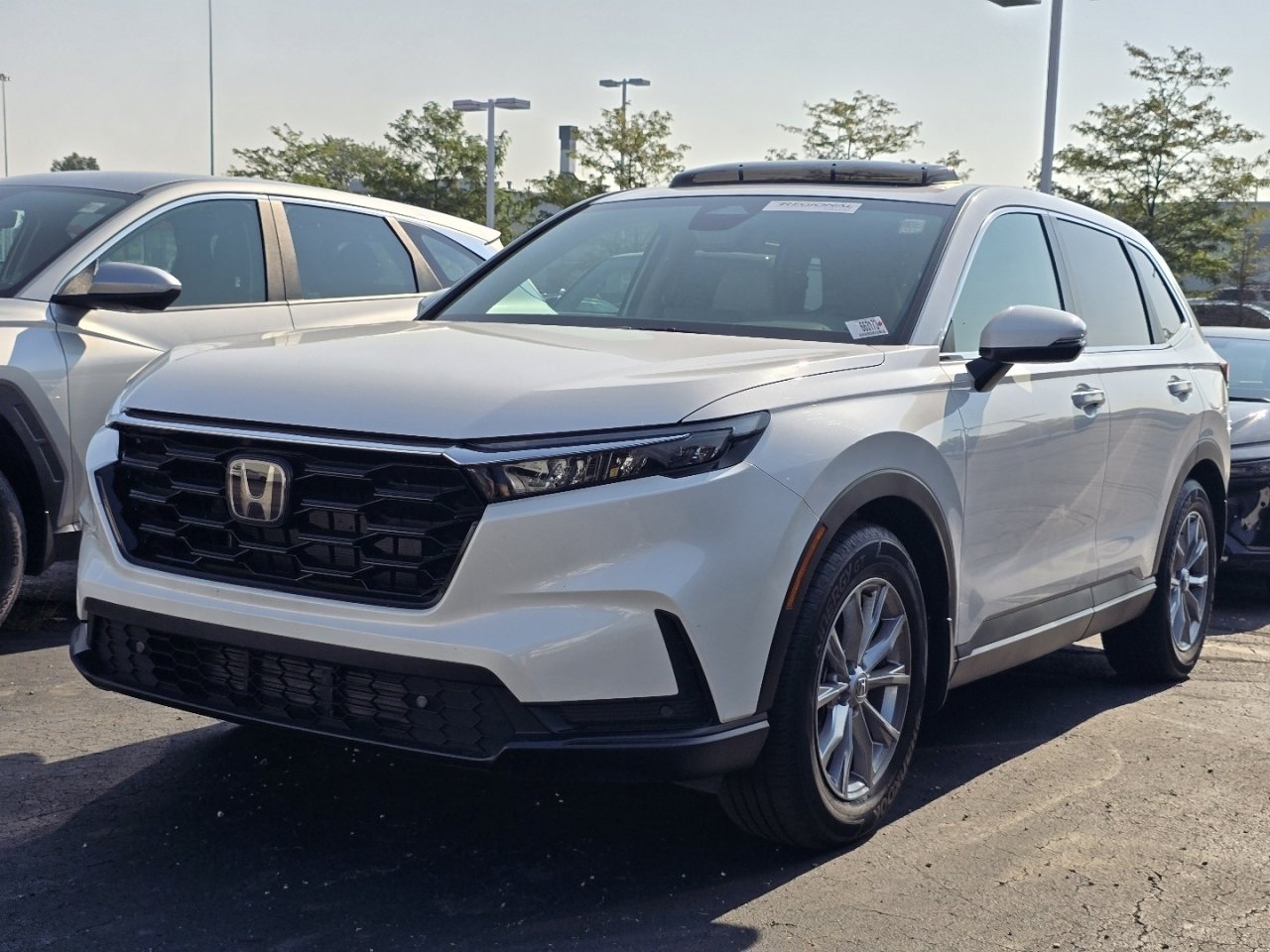 Used 2025 Honda CR-V EX-L image 3