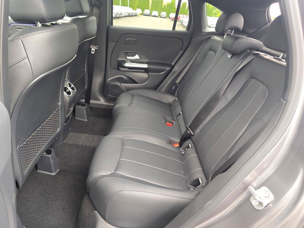 New 2026 Mercedes-Benz GLA 250 4MATIC image 18