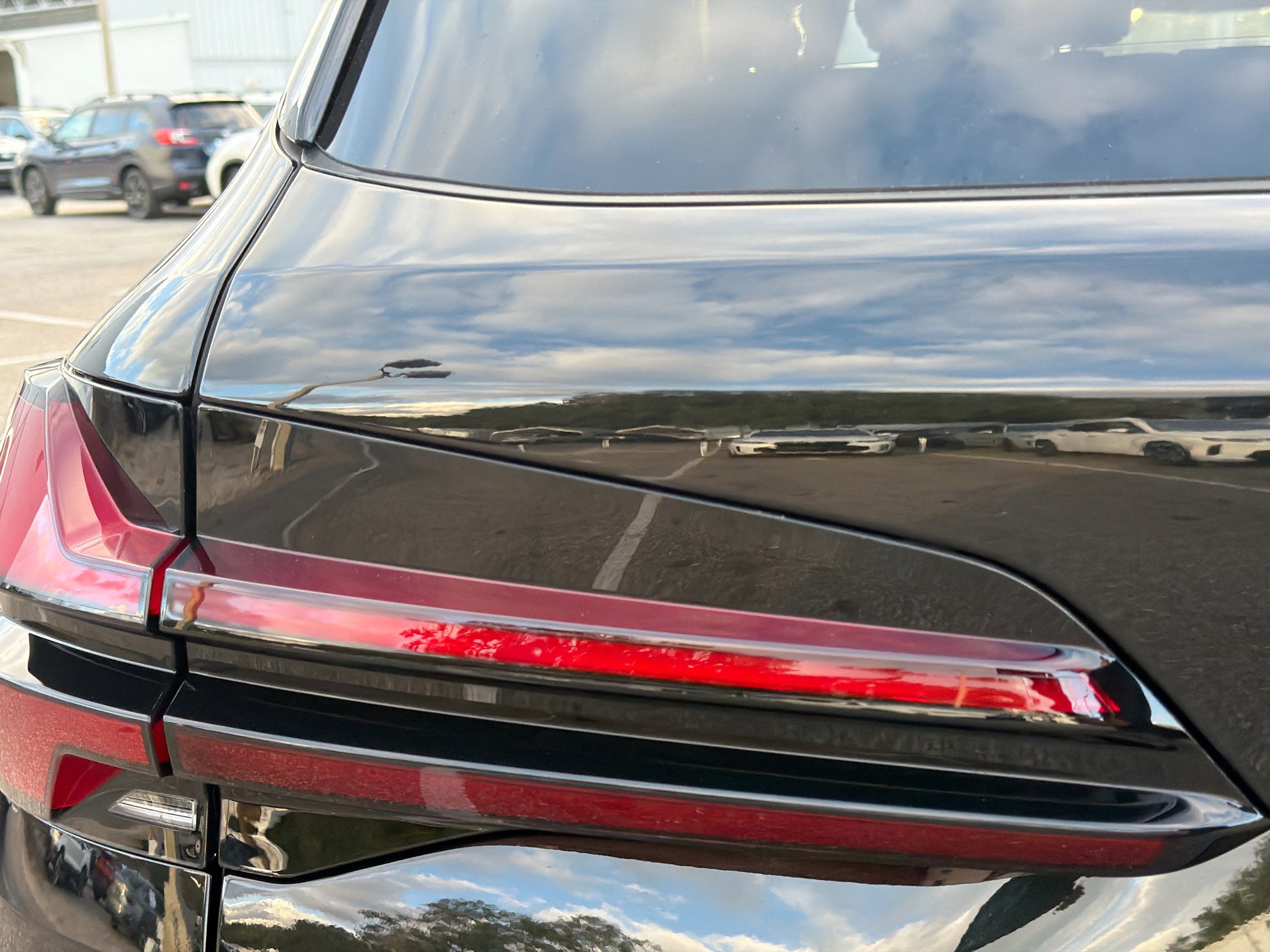 New 2026 BMW X5 xDrive50e w/ Executive Package image 10