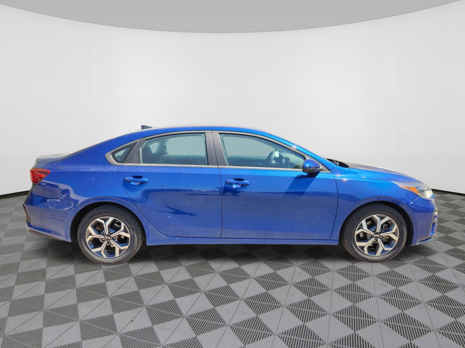 Used 2021 Kia Forte LXS FWD image 6