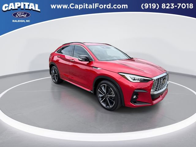 Used 2023 INFINITI QX55 Essential image 2