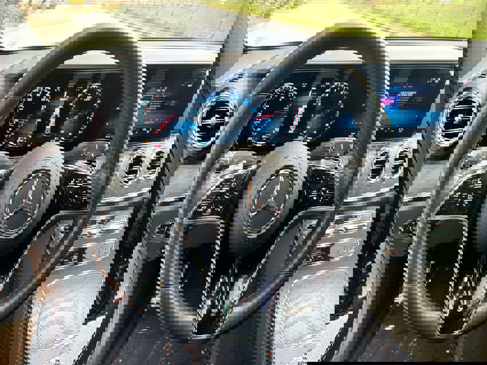 Used 2021 Mercedes-Benz E 350 4MATIC Sedan image 27