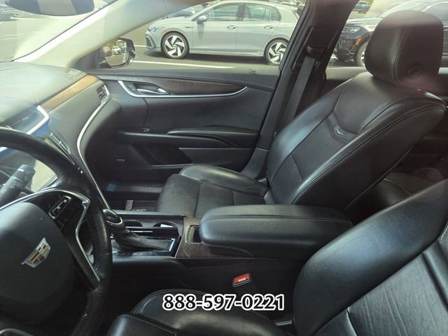 Used 2019 Cadillac XTS Luxury FWD image 2