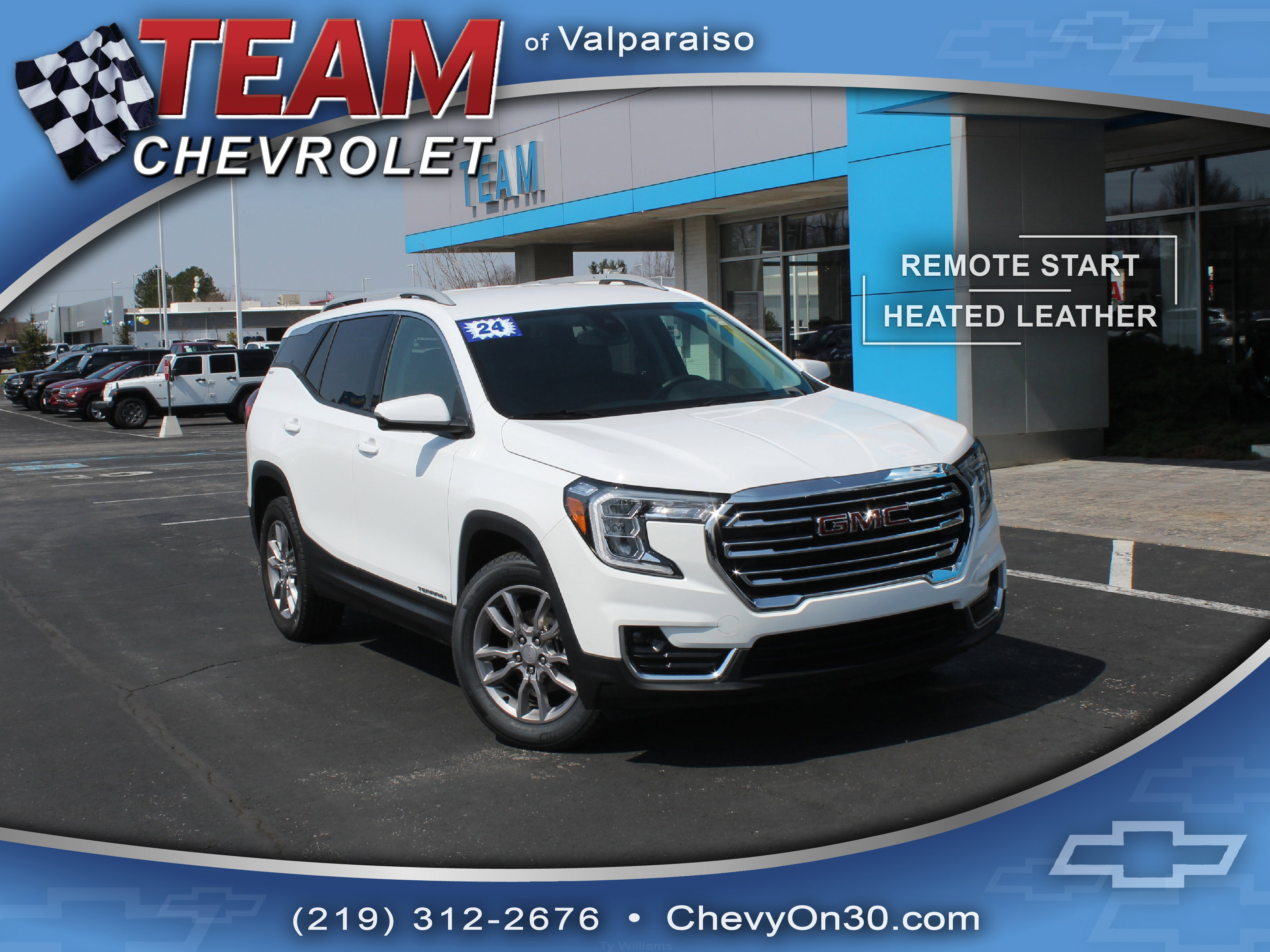 Used 2024 GMC Terrain SLT image 1