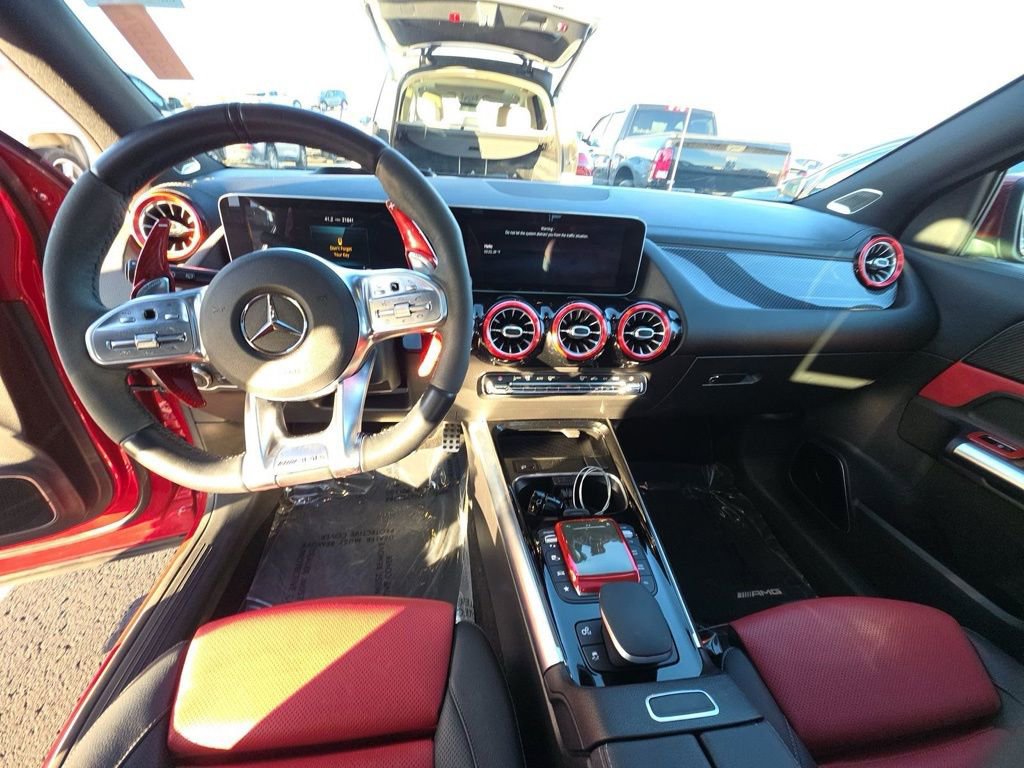 Used 2021 Mercedes-Benz GLA 35 AMG 4MATIC image 11