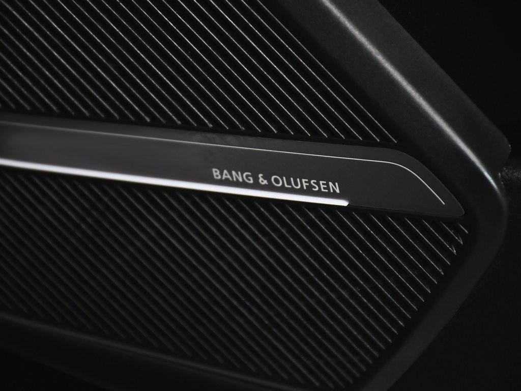 Used 2025 Audi SQ5 Premium Plus image 22