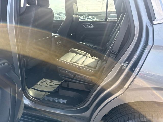 Used 2021 GMC Yukon SLT w/ SLT Luxury Plus Package RWD image 8