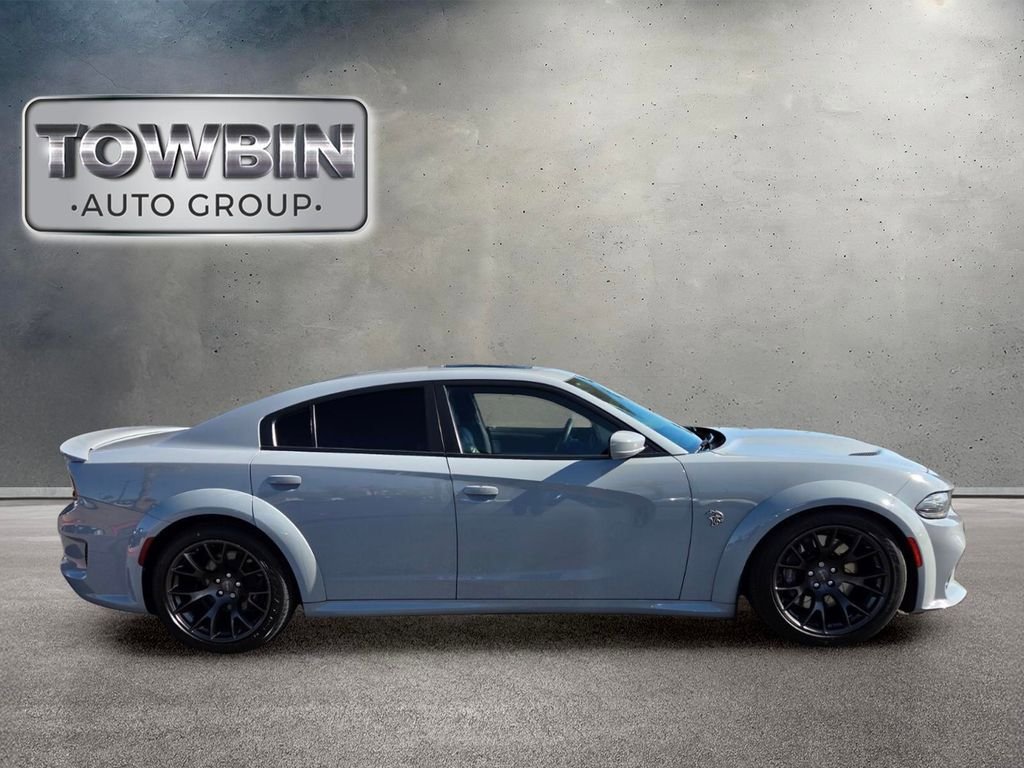 Used 2020 Dodge Charger SRT Hellcat w/ Carbon/Suede Interior Package RWD image 3