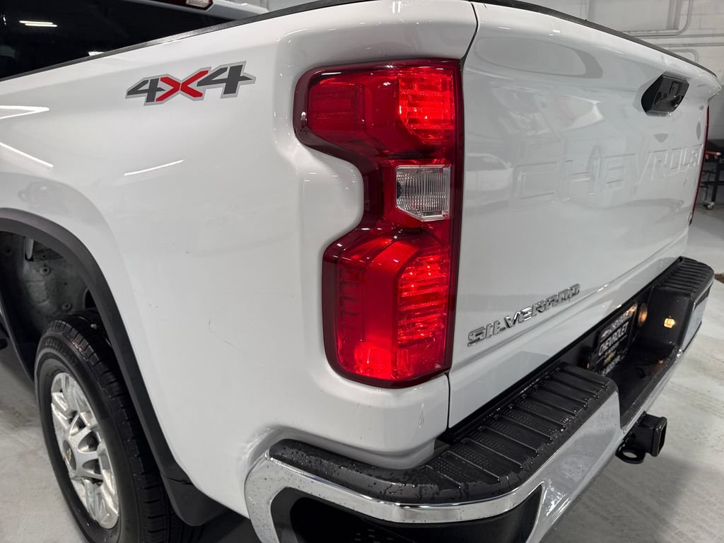 Used 2025 Chevrolet Silverado 2500 LT w/ Convenience Package AWD/4WD image 55
