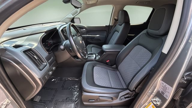 Used 2022 Chevrolet Colorado Z71 AWD/4WD image 19