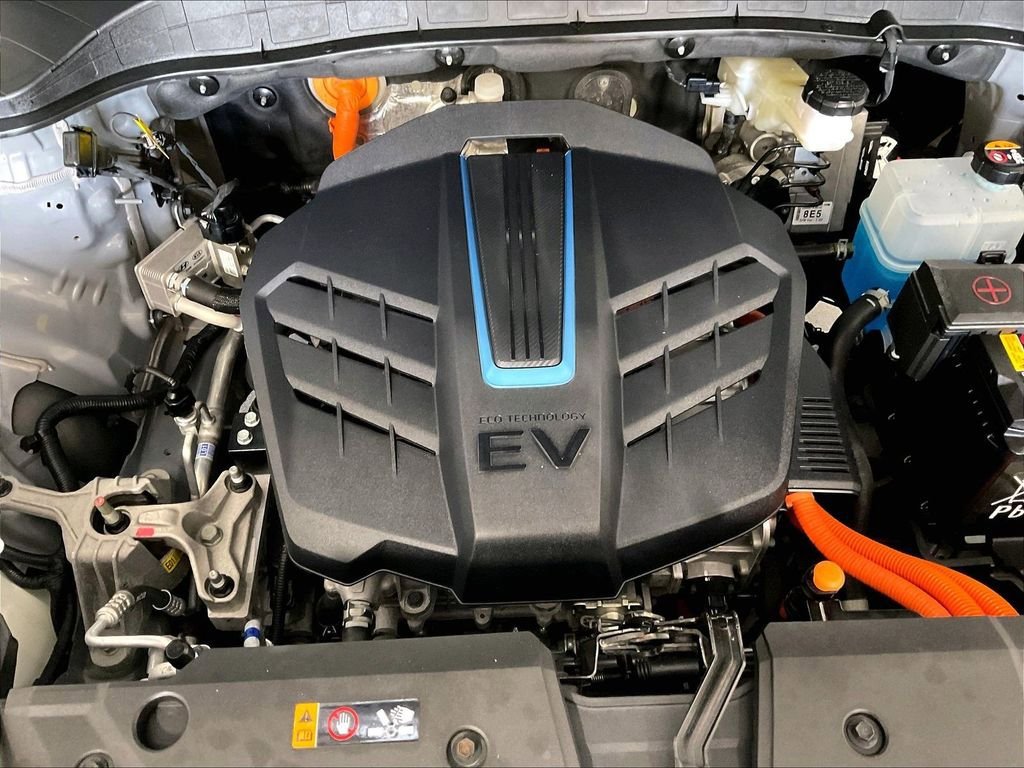 Used 2023 Hyundai Kona SE w/ Cargo Package FWD image 33