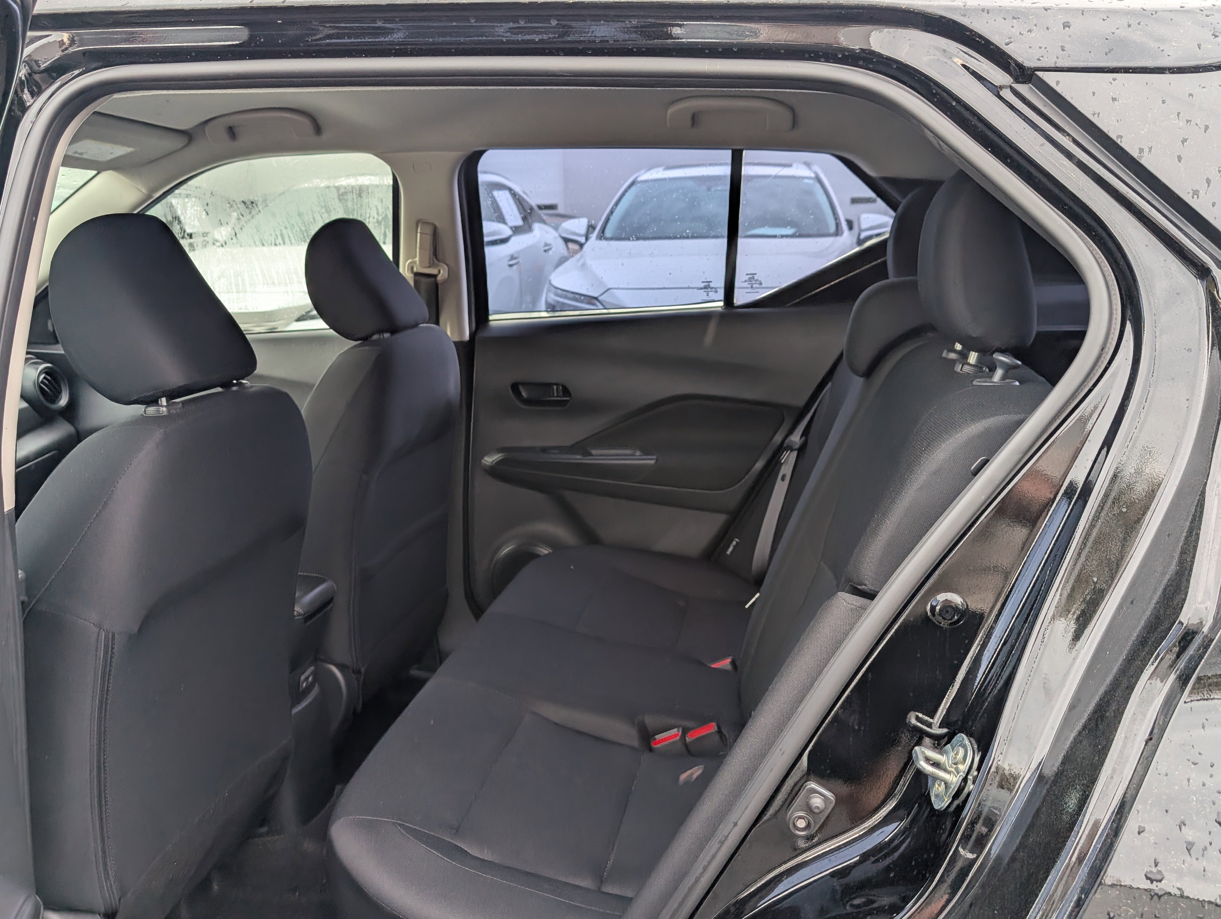 Used 2024 Nissan Kicks S image 12