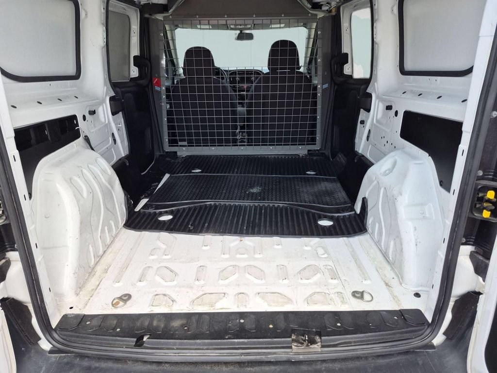 Used 2019 RAM ProMaster City Tradesman FWD image 24