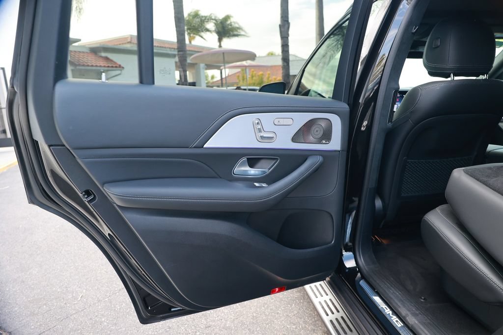 Used 2024 Mercedes-Benz GLS 63 AMG 4MATIC image 45