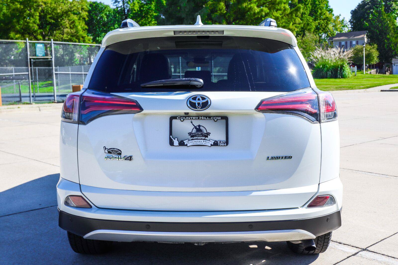 Used 2016 Toyota RAV4 Limited FWD image 17