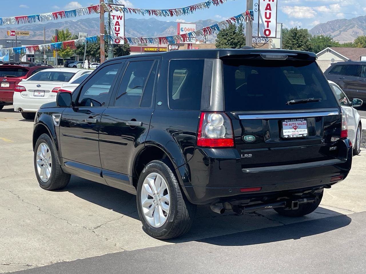 Used 2011 Land Rover LR2 HSE LUX AWD/4WD image 6