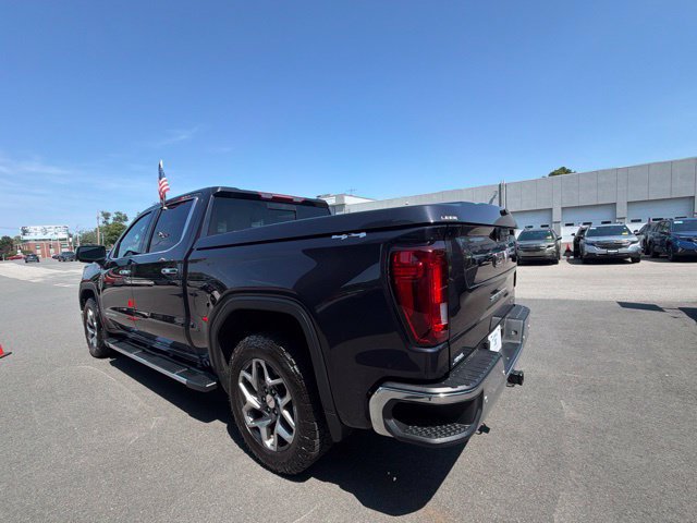 Used 2022 GMC Sierra 1500 SLT w/ SLT Premium Plus Package AWD/4WD image 5