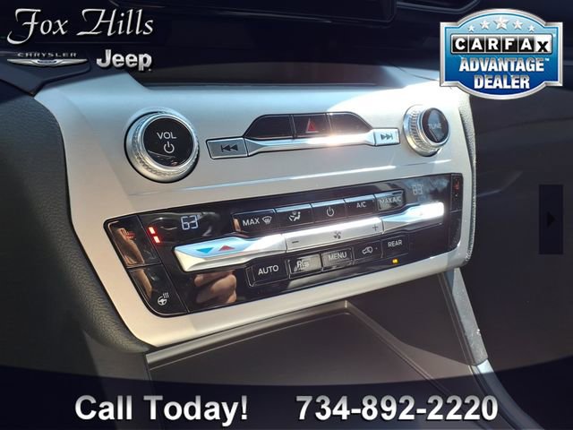 Used 2021 Ford Explorer XLT w/ Equipment Group 202A AWD/4WD image 23