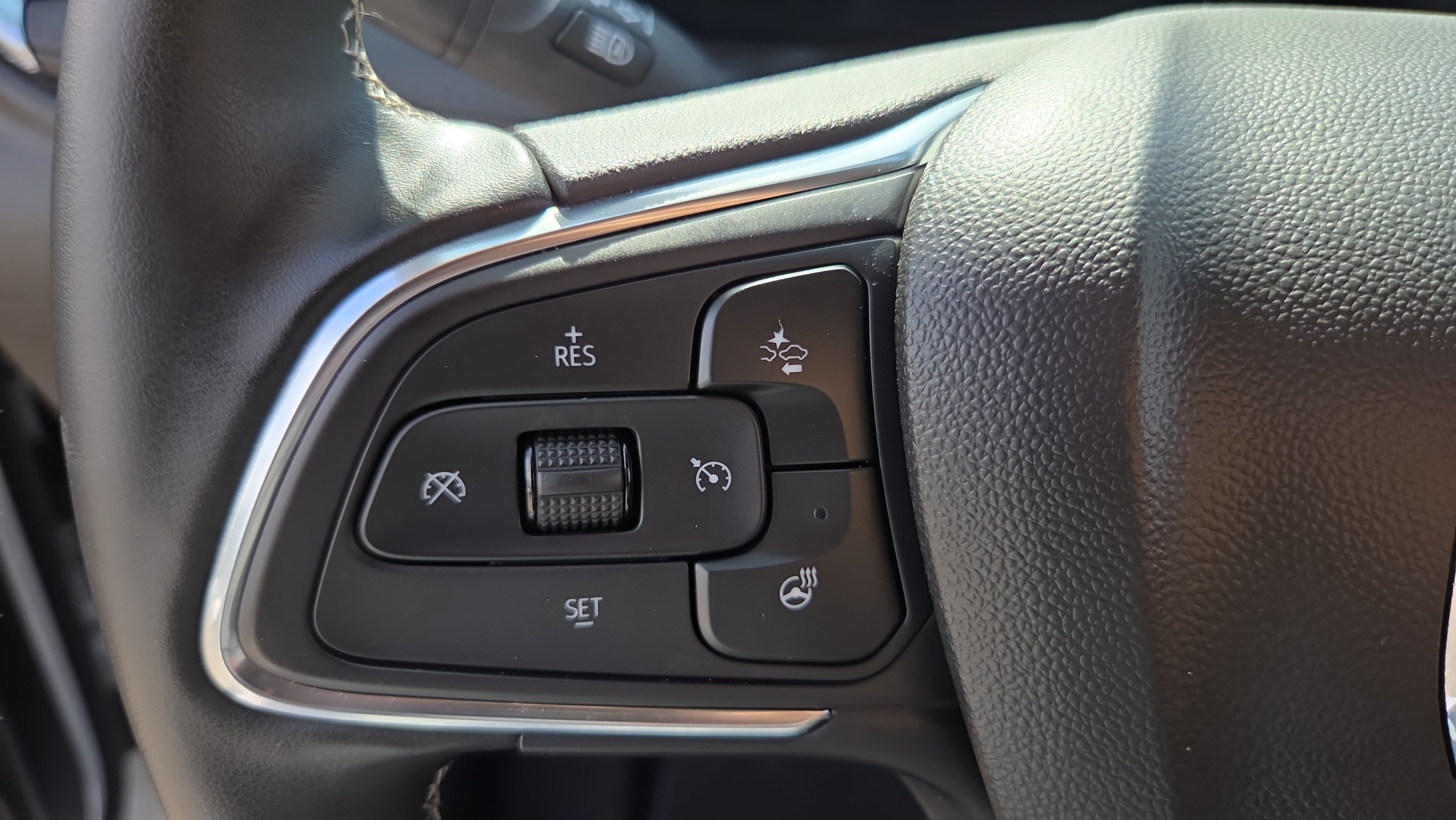 Certified 2024 Buick Encore GX Avenir w/ Avenir Convenience Package FWD image 24