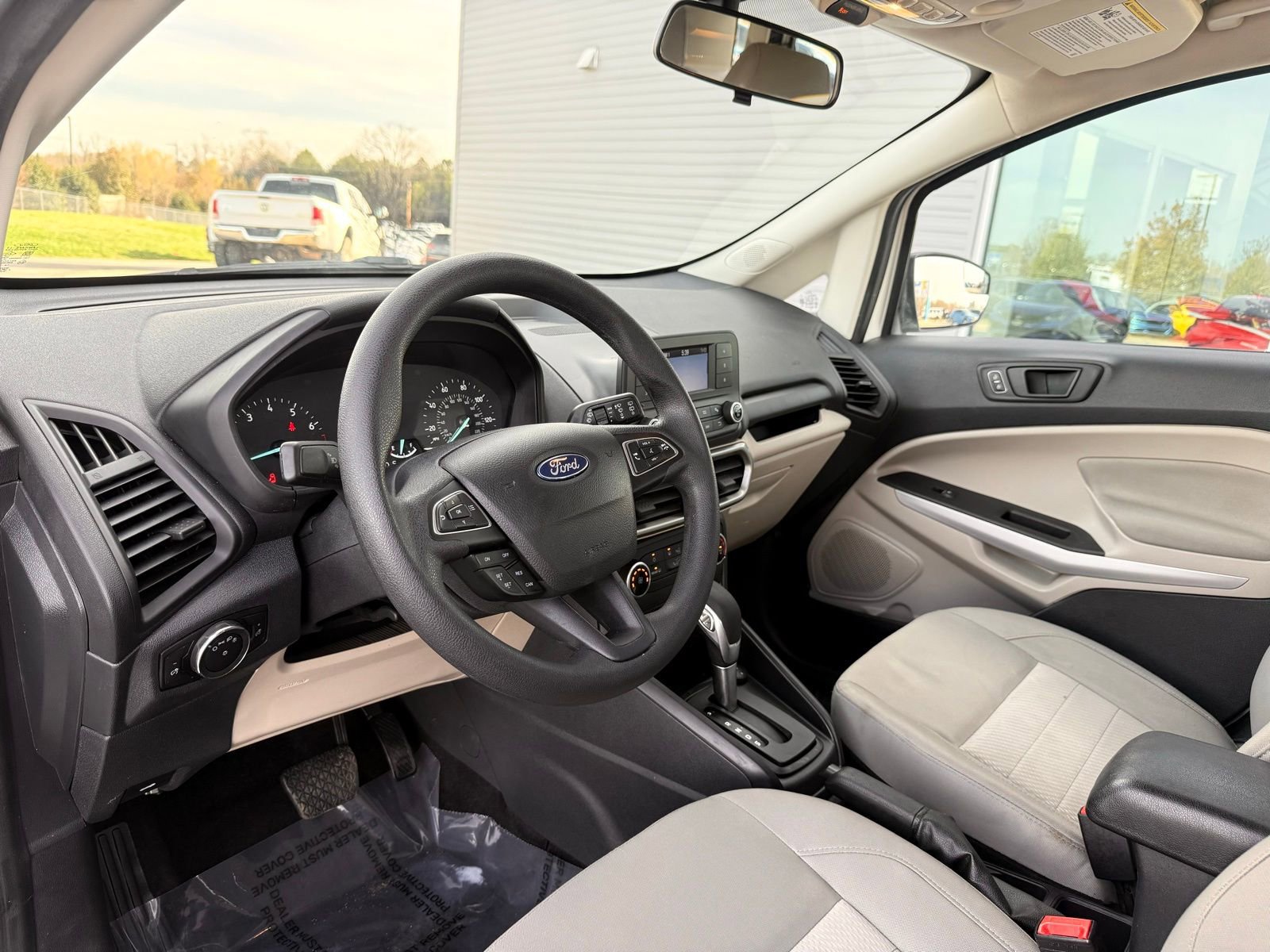 Used 2020 Ford EcoSport S image 12