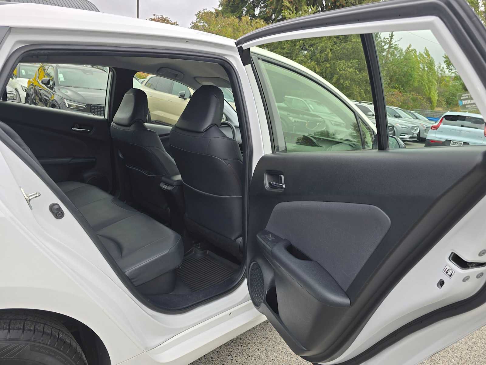 Used 2022 Toyota Prius AWD image 13