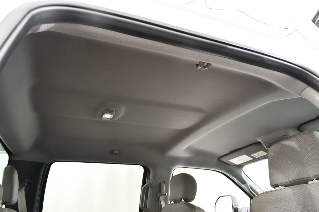 Used 2019 Ford F250 XLT w/ Snow Plow Prep Package image 18