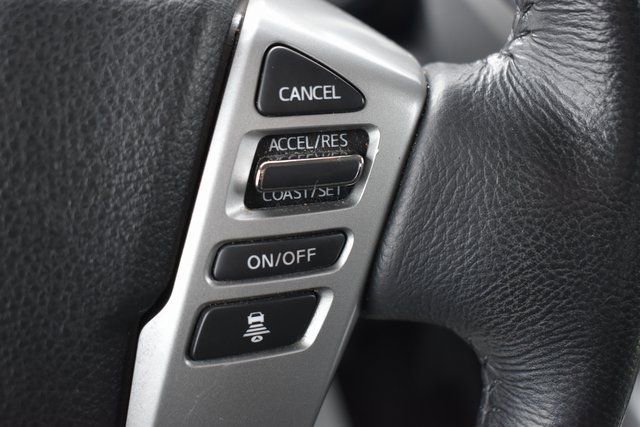 Used 2021 Nissan Titan SV w/ SV Convenience Package image 26