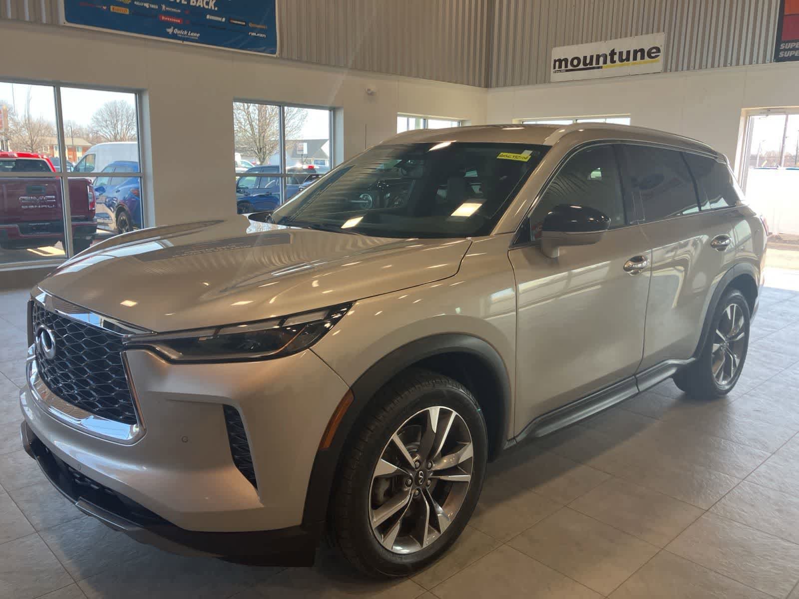 Used 2022 INFINITI QX60 Luxe AWD/4WD image 1