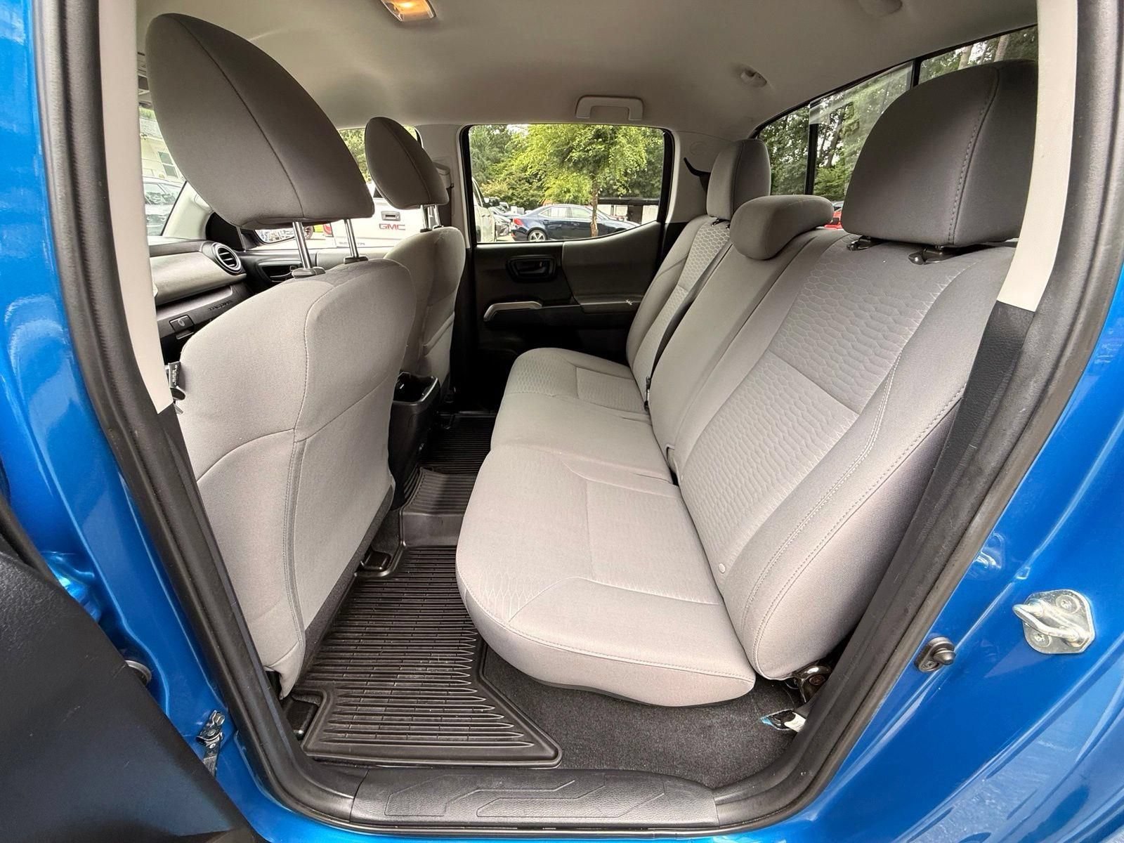 Used 2018 Toyota Tacoma SR5 RWD image 28