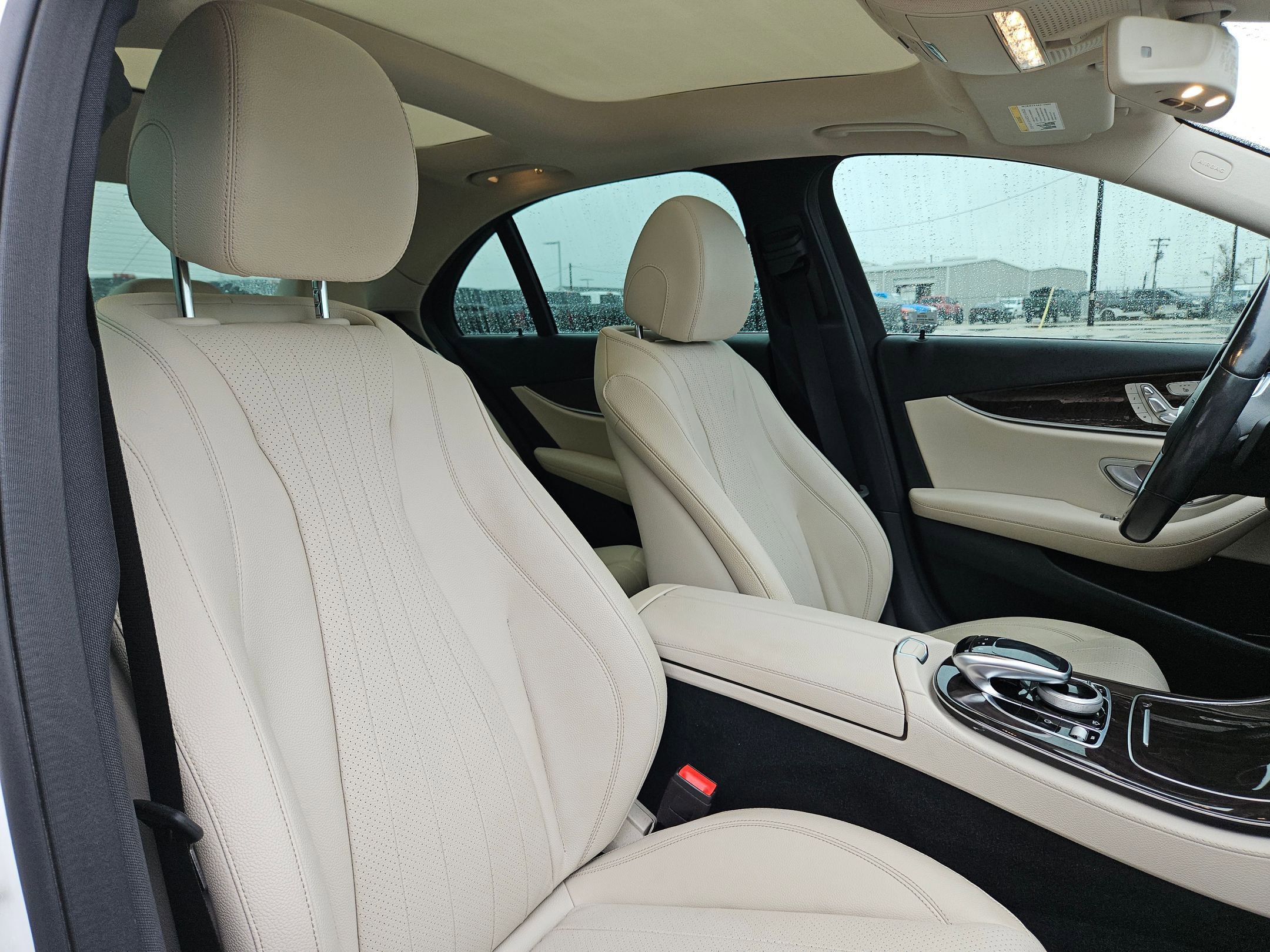 Used 2020 Mercedes-Benz E 350 Sedan image 30